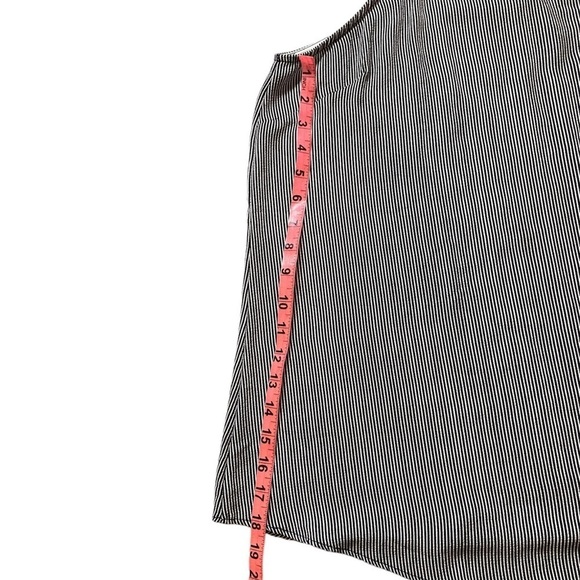 Libian Top Black And White Lines Size 2X - Picture 3 of 4